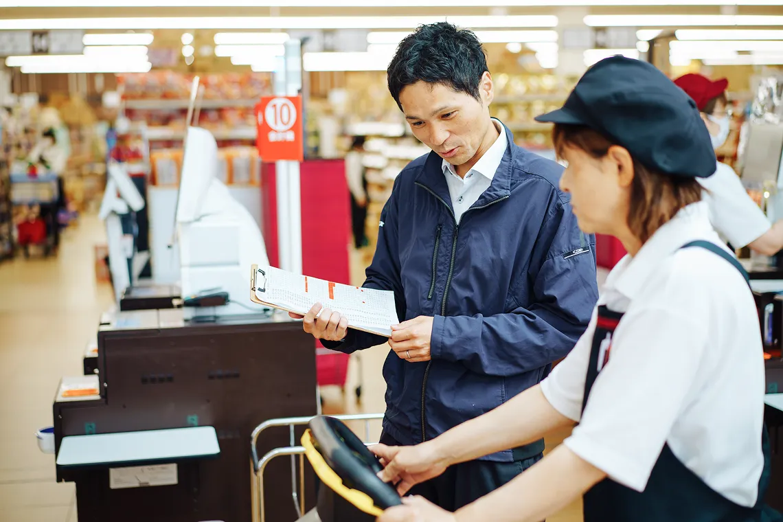 清掃業務・資機材販売